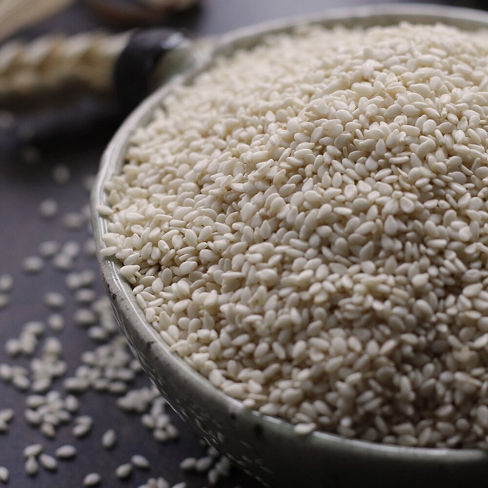 Biały sezam: graficzna estetyka drobnych szczegółów